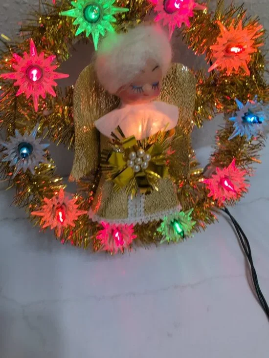 Vintage Light Up Angel Wreath Gold Tinsel Flashing Lights Retro Christmas 7” - Picture 2 of 12